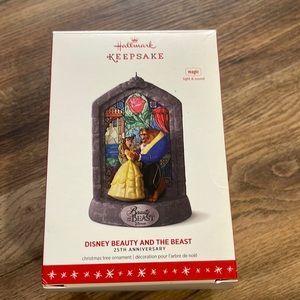2016 Hallmark Keepsake Christmas Ornament Disney’s Beauty and The Beast